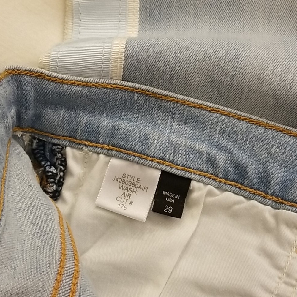 Veronica Beard Carly Kick Flare Jeans Size 29 Light Wash Blue - Picture 8 of 10